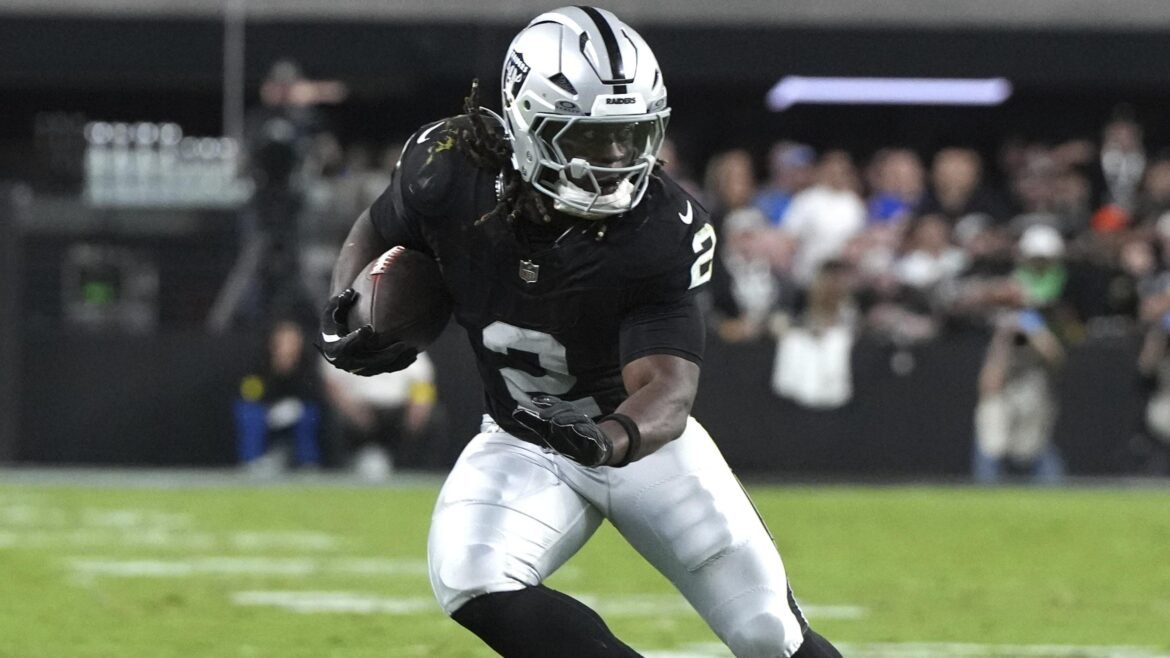 Bears' Ben Johnson Elogia 'Fenomenal' Ashton Jeanty Antes da Semana 4 Contra os Raiders