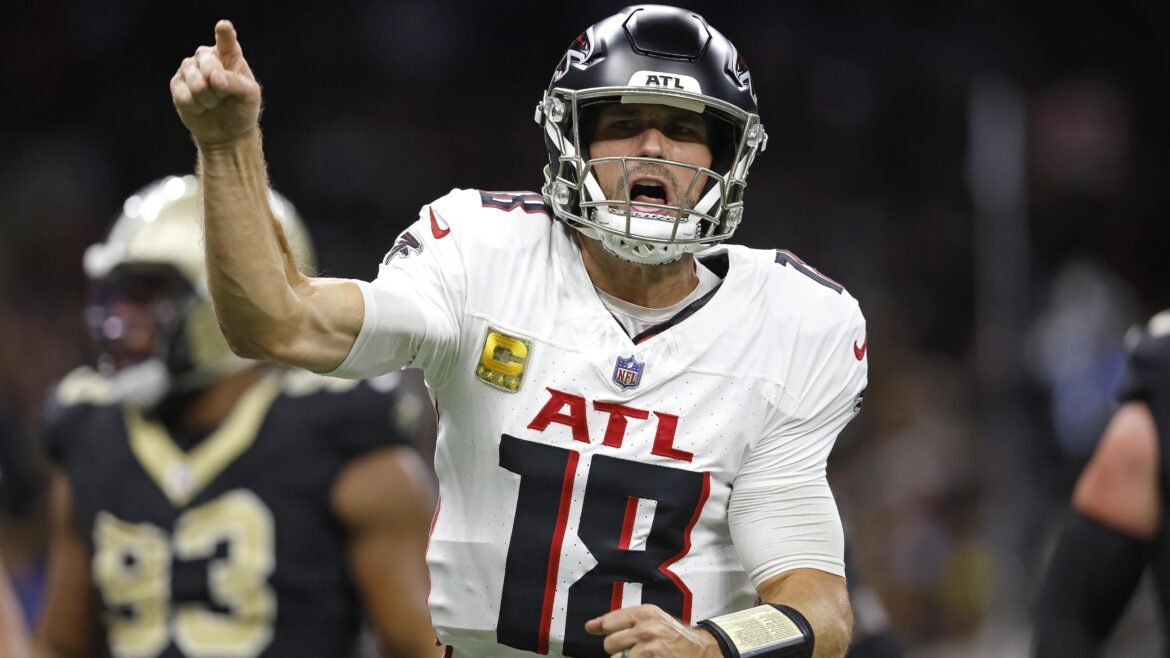 Relatório de troca de Kirk Cousins não é considerado pelos Falcons em meio a lesões de Burrow, Daniels e outros.