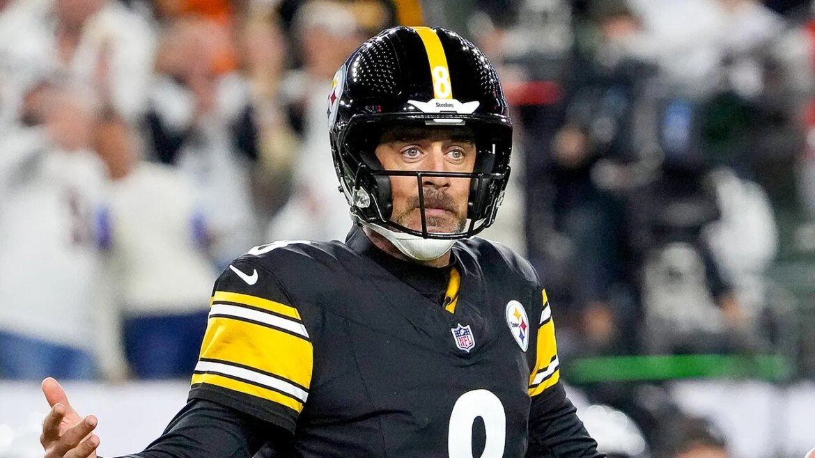 Aaron Rodgers pede ao tackle dos Steelers para moderar nas celebrações físicas: 'Eu tenho 41 anos'