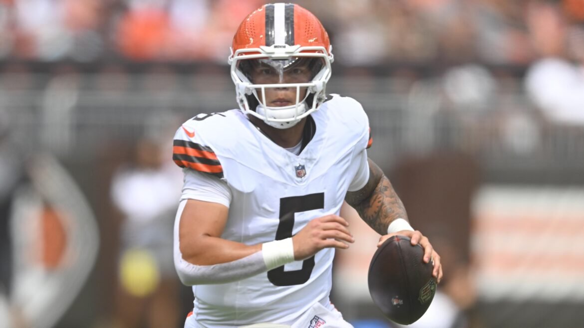 Browns Supostamente Chamam Dillon Gabriel de 'Computador' Por Sua Velocidade de Processamento