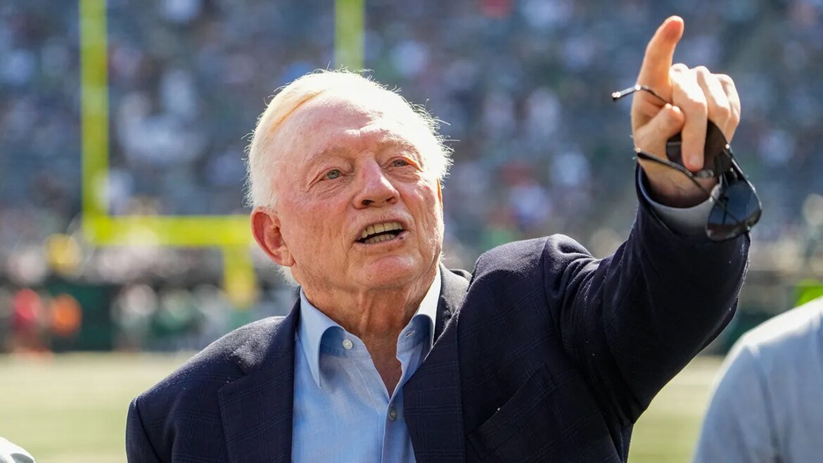 Jerry Jones multado por gesto obsceno: relatório