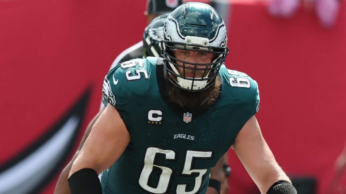 NFL's Vincent lista Lane Johnson e Tunsil entre os líderes para o primeiro 'Protetor do Ano'