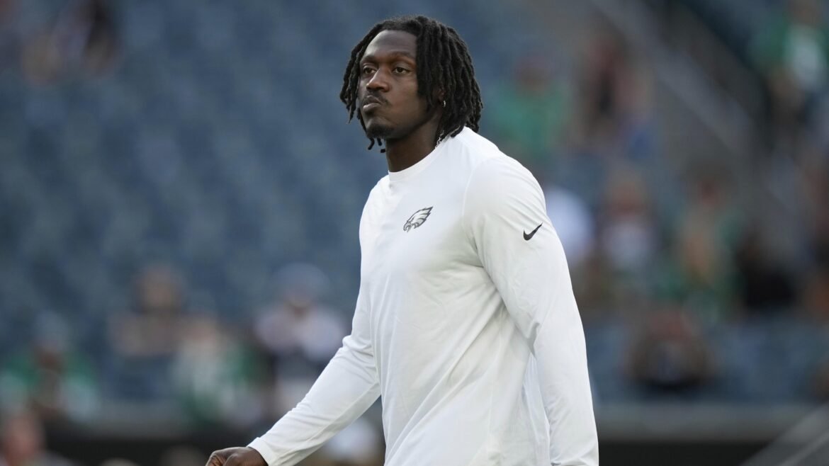 Relatório de Troca de A.J. Brown é Alvo de Executivos da NFL, Eagles Rejeitaram Consultas na Offseason