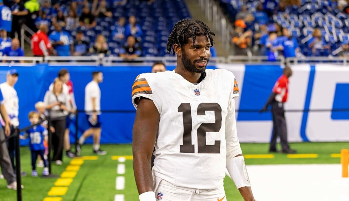 Shedeur Sanders fica em silêncio após permanecer como terceiro QB dos Browns