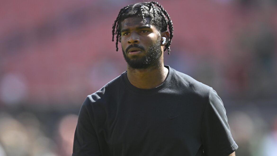 Situação de Shedeur Sanders 'Uma Zombaria' pelos Browns, Diz Shannon Sharpe, Chad Johnson