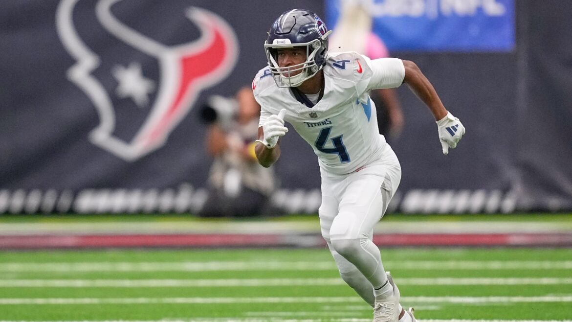 Tyler Lockett supostamente irá assinar contrato com os Raiders em meio a rumores de troca de Jakobi Meyers