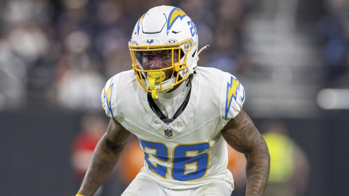 Asante Samuel Jr. deve visitar Bears, 49ers e mais após reabilitação de cirurgia nas costas.