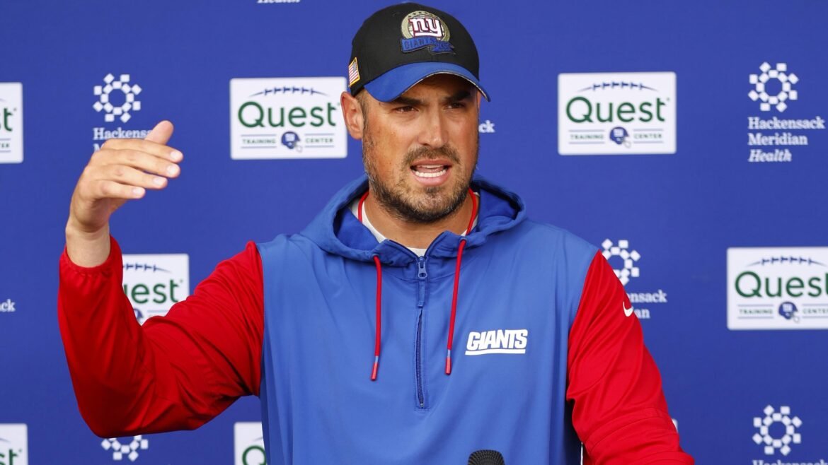Impressões do Executivo da NFL sobre Mike Kafka dos Giants Durante o Ciclo de Entrevistas para Treinadores Chefes