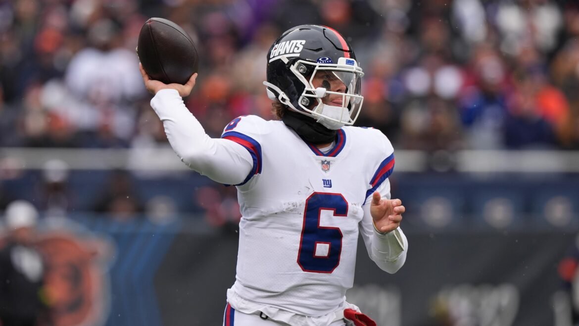 Qual é a Extensão da Lesão de Jaxson Dart? Russell Wilson Substituiu o QB na Derrota dos Giants