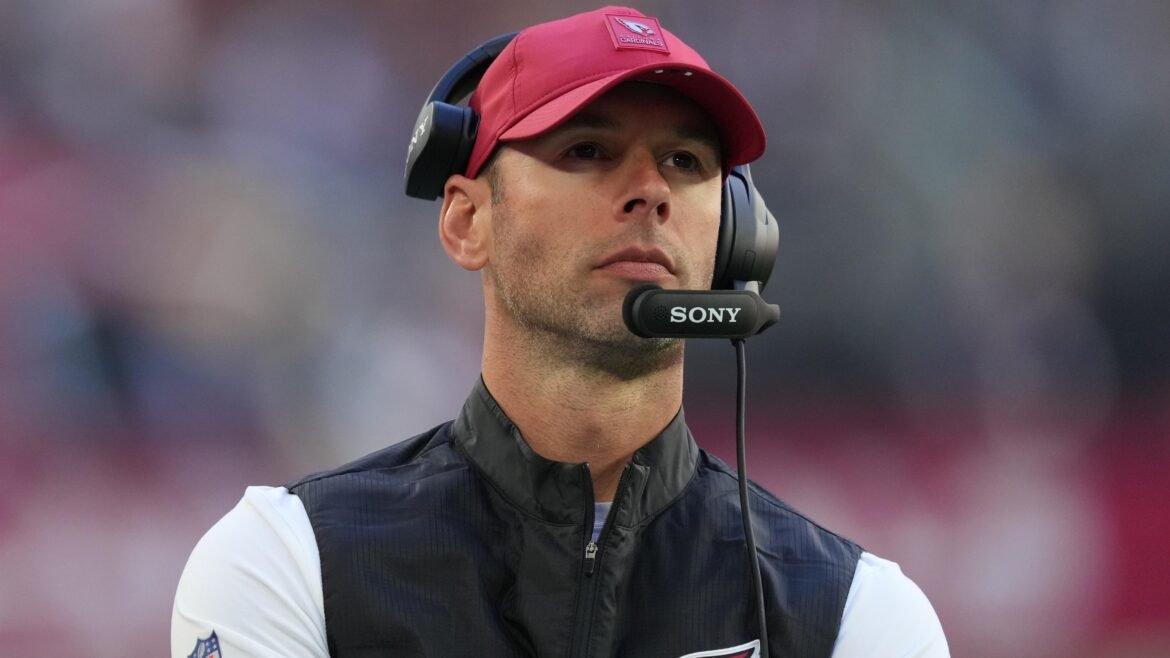Rumores sobre Jonathan Gannon na Cord Seat discutidos por insider da NFL, 'Esse é complicado'