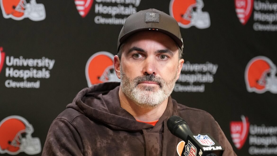 Candidatos Principais a Treinador dos Ravens, Dolphins e Titans Após Acordo de Kevin Stefanski com os Falcons