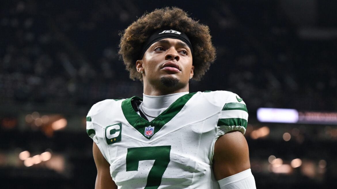 Como o Contrato de Justin Fields Impacta uma Potencial Troca enquanto os Jets Buscam um Novo QB1 em 2026