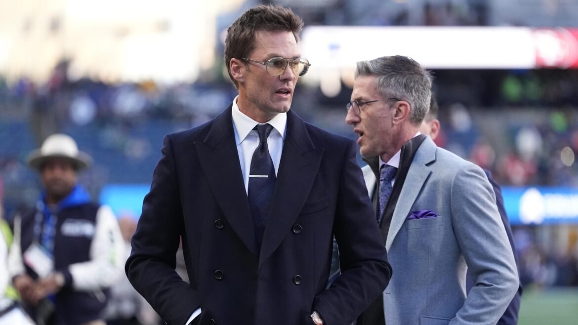 Tom Brady é questionado sobre Klint Kubiak e Fernando Mendoza em meio a rumores dos Raiders antes do Super Bowl 60