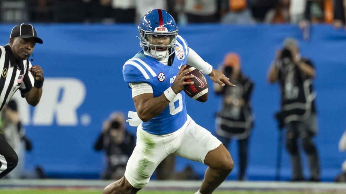 Trinidad Chambliss Supostamente Teve Apelação Negada pelo 6º Ano na NCAA, O Que Vem a Seguir para o Quarterback da Ole Miss?