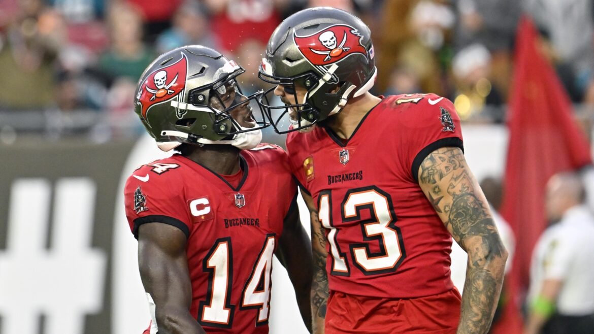 Chris Godwin pede que Mike Evans assine novo contrato com os Bucs: 'Não consigo imaginar' WR em outro time.