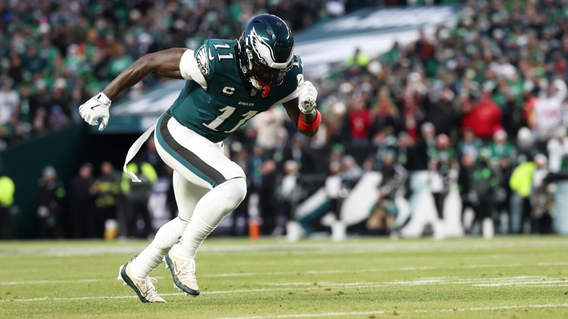 Classificação dos 8 Melhores WRs Disponíveis por Agência Livre ou Troca nesta Temporada