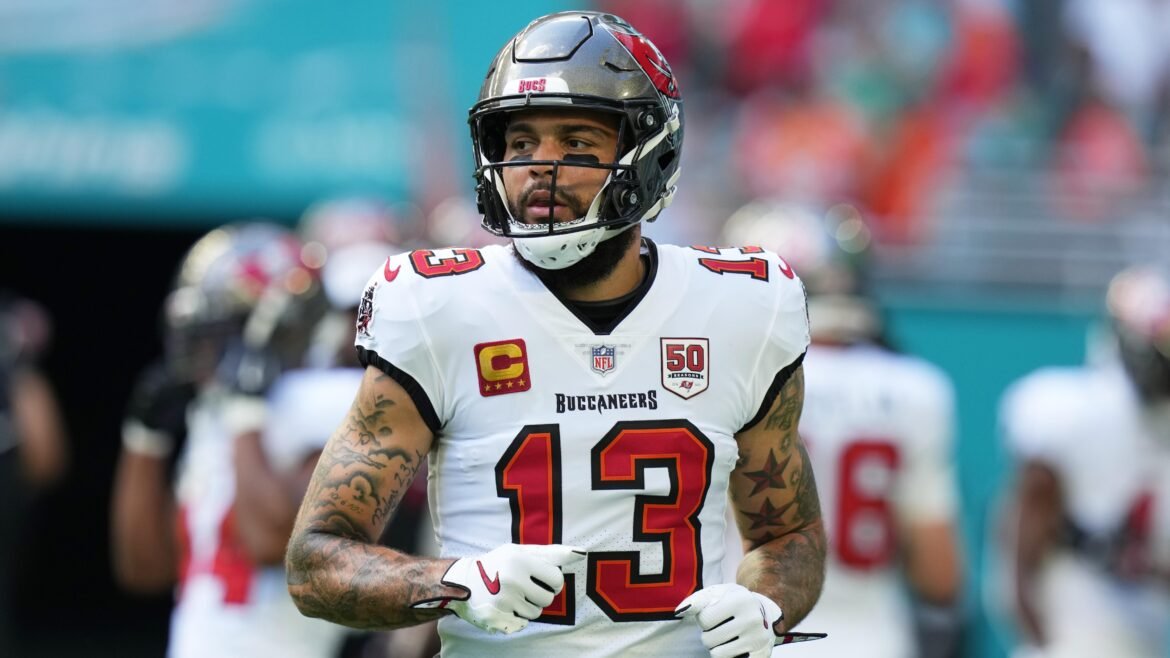 Mike Evans Supostamente 'Muito Provável' que Retorne aos Bucs, Últimas Notícias da NFL sobre os Principais WRs como Agentes Livres