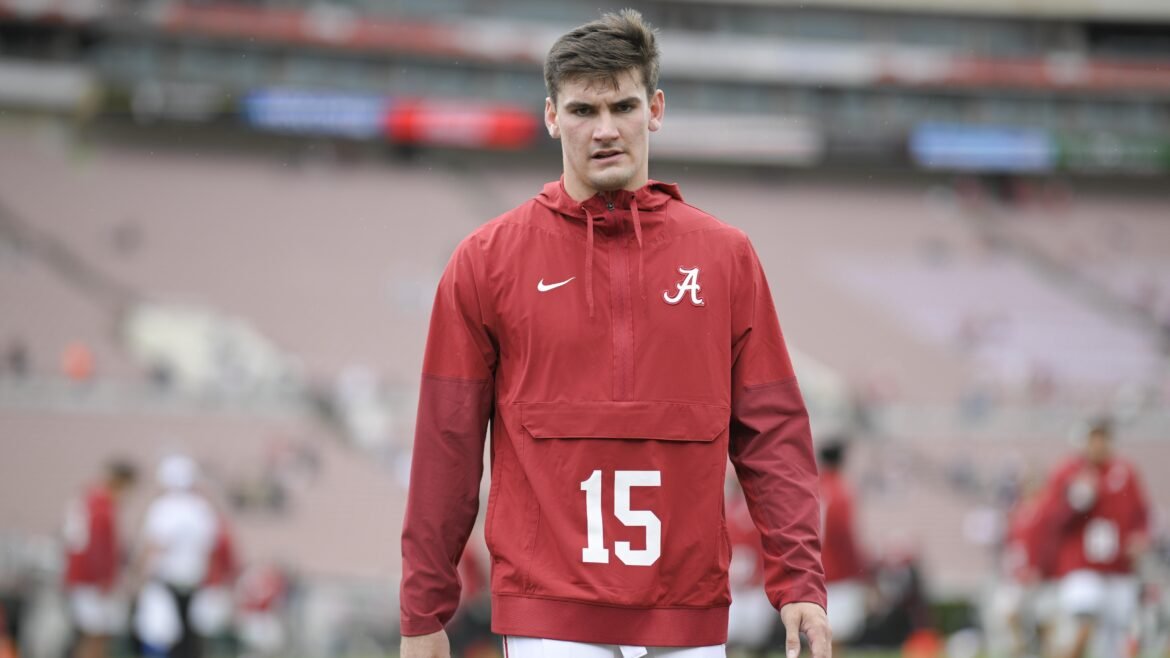 Novos Rumores sobre Ty Simpson Relacionados aos Jets, Browns, Dolphins e Mais Times Antes do Draft da NFL de 2026