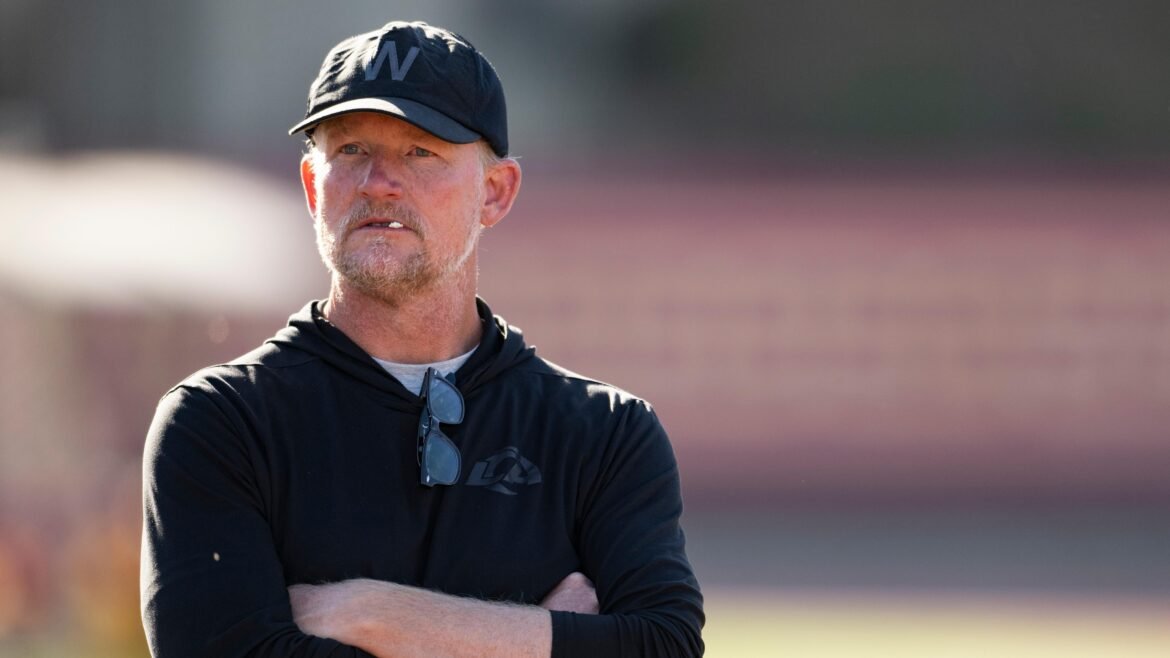 Por que o GM dos Rams, conhecido como 'F Them Picks', teria apoiado a proposta dos Browns sobre trocas de escolhas no Draft da NFL