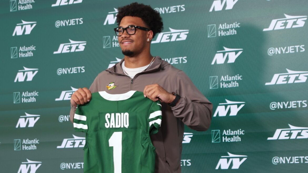 Sadiq do Jets diz que chamado de pegadinha em Shedeur Sanders resultou na reação vista em vídeo trending
